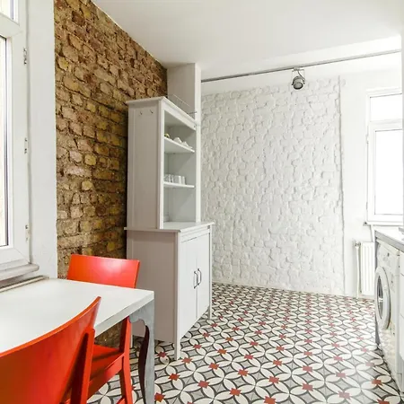 Apartamento Outstanding Flat With And Sea View In Beyoglu